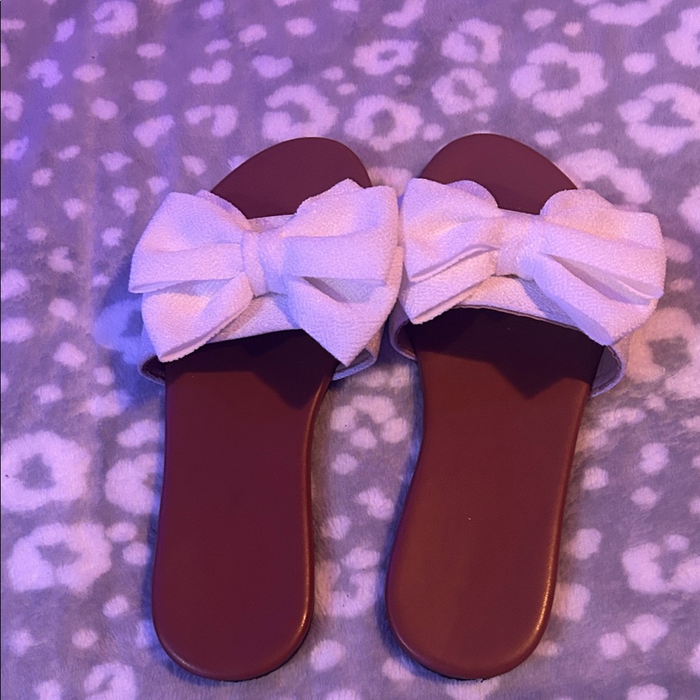 SHEIN White Bow Slide Sandals
